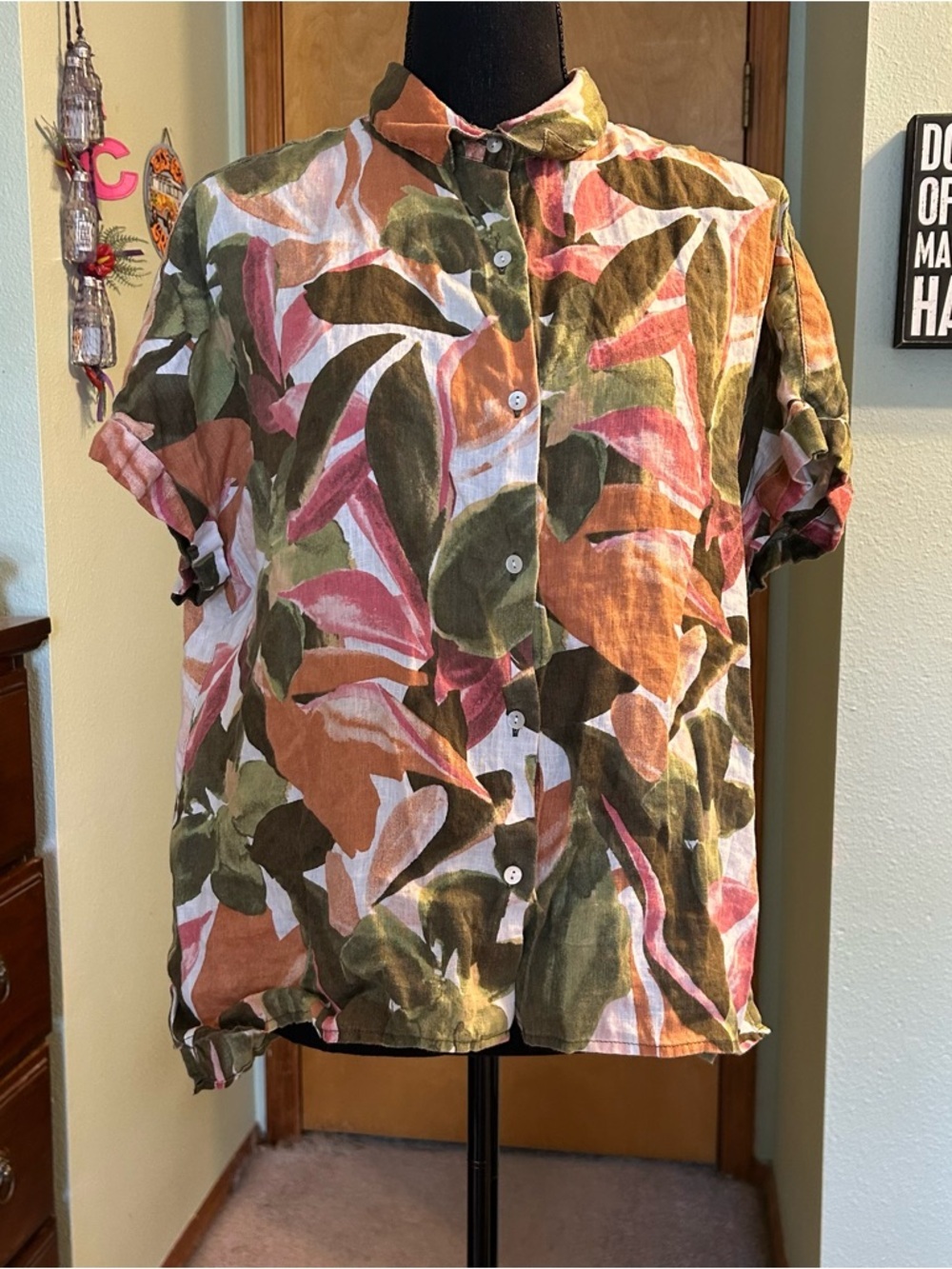 Rachel Zoe tropical print linen short sleeve button down top size L